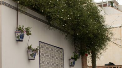 Photo of Tegeltje ophangen zonder boren: zo doe je het stap voor stap